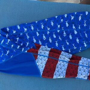 Pelagic Blue and White Fish Scale Leggings